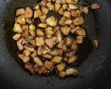 A picture of step 3 of Aloo soya methi tadka sabzi.