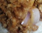 A picture of step 4 of Chicken bun.
