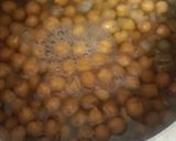 A picture of step 1 of Chane ki sabzi.