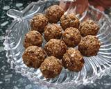 Healthy sweetened balls recipe step 3 photo
