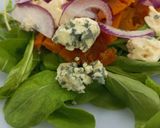 Foto del paso 2 de la receta: Ensalada de Rúcula con Zapallo asado y Queso Azul