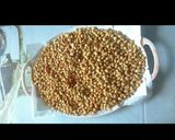 A picture of step 4 of Salted garlic peanut(kacang bawang).