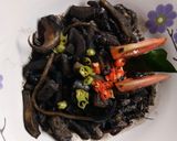 Foto langkah ke 4 dari resep Cumi saus hitam.