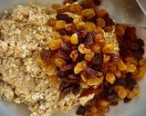 Foto del paso 2 de la receta: Galletas de avena con pasas