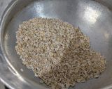 A picture of step 1 of Oat vegetable tikki.