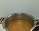 Foto del paso 3 de la receta: Sopa de pollo con bolitas crujientes de calabacín