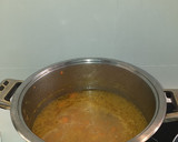 Foto del paso 3 de la receta: Sopa de pollo con bolitas crujientes de calabacín