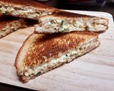 A picture of step 9 of Scrambled Egg & Cheese Sandwich.