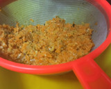 Foto del paso 2 de la receta: Rollito de tortilla de zanahoria y calabacín con York y queso