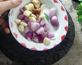 Foto langkah ke 1 dari resep Bobor Sayur Pucuk Labu.