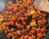 A picture of step 4 of Shakshouka.