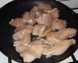 Foto del paso 2 de la receta: Pollo a la mostaza con fideos