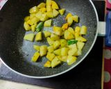আলু বড়ি পোস্ত (Aloo bori posto recipe in bengali) রেসিপির ধাপ 3 ছবি
