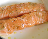 Foto del paso 2 de la receta: Salmón crujiente para dieta