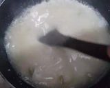 A picture of step 2 of Sooji ka halwa.