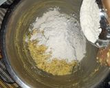 A picture of step 6 of Honey oatmeal choco cookies.