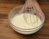 Meggyes vaníliapudingos süti recept fázis 7 fotója