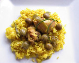 Foto del paso 9 de la receta: Arroz amarillo con pollo y aceitunas verdes