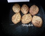 A picture of step 5 of Airfried Thekua.