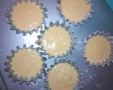 A picture of step 7 of Simple vanilla cup cakes.