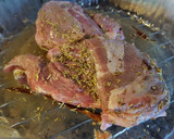 Foto del paso 2 de la receta: Carrilleras con frutos secos al moscatel