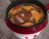 Gambar langkah 3 resipi HotPot Tomyam Leher Ayam.