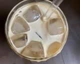 صورة لخطوة 4 من وصفة قهوة كلاسيكية باردة