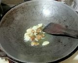 Foto langkah ke 2 dari resep Tips Mengolah Udang Siap Masak.