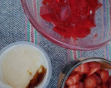 Foto del paso 3 de la receta: Gelatina fiesta fresa🍧🍓