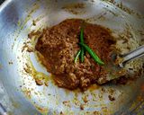 A picture of step 3 of Peas Paneer Curry.