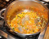 Foto del paso 2 de la receta: Sopa de lentejas con cordero asado