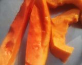 A picture of step 1 of Papaya chaat.