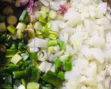 Foto del paso 1 de la receta: CANASTITAS DE ZAPALLITOS, VEGETALES 🌶🌽🧅🧄🫑🥕VARIOS Y 🧀QUESOS🧀