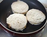चीज़ी मून सैंडविच (Cheese moon sandwich recipe in hindi) रेसिपी चरण 3 फोटो
