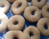A picture of step 4 of Doughnut.