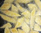 A picture of step 3 of Spicy crackers.