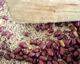 A picture of step 6 of Simsim balls.