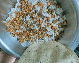 A picture of step 3 of Papad chat.