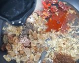 A picture of step 2 of Kishmish Chutney (Raisin Chutney).
