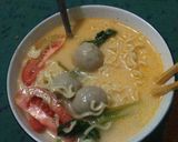 Foto langkah ke 5 dari resep Mie Sup Tomat Pedas Keju Meleleh.