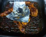 A picture of step 3 of Pery pery grilled chicken with sauce.