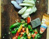 Foto langkah ke 2 dari resep Oseng Kangkung.