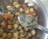 A picture of step 4 of Chickpeas salad.
