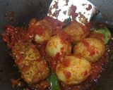 Foto langkah ke 2 dari resep Telur Sambal.