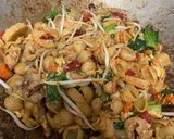 Gambar langkah 6 resipi Fried Macaroni : Makaroni Goreng.