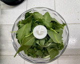 Foto del passaggio 3 della ricetta Pesto di rucola e noci