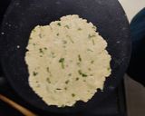 A picture of step 3 of Aloo roti.
