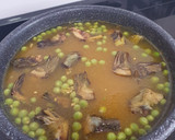 Foto del paso 4 de la receta: Arroz integral de cigalitas con fondo de restos pescado asado