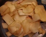 Foto del paso 2 de la receta: Budín de manzana invertida
