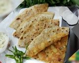 A picture of step 10 of Potatoes Tandori Chicken Paratha.